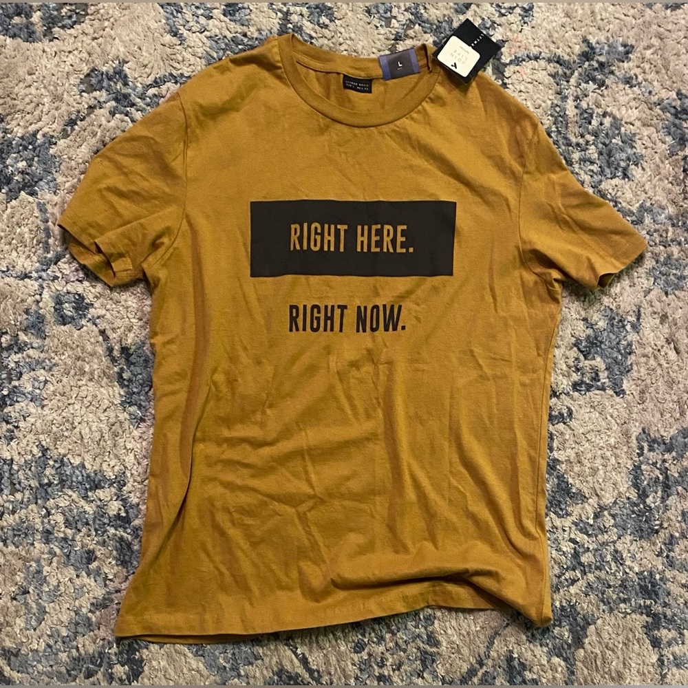 Men’s Large ‘LFTMAN’ ‘right here. right now’ brown shirt